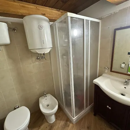 Casa Auranto Apartment Gasponi